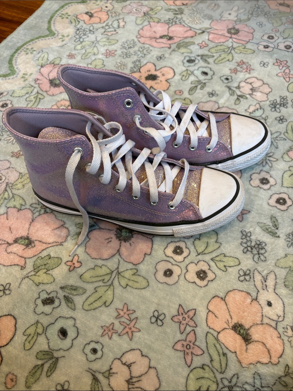 Converse Kids High-Top Glitter Sneakers in Lavender and White